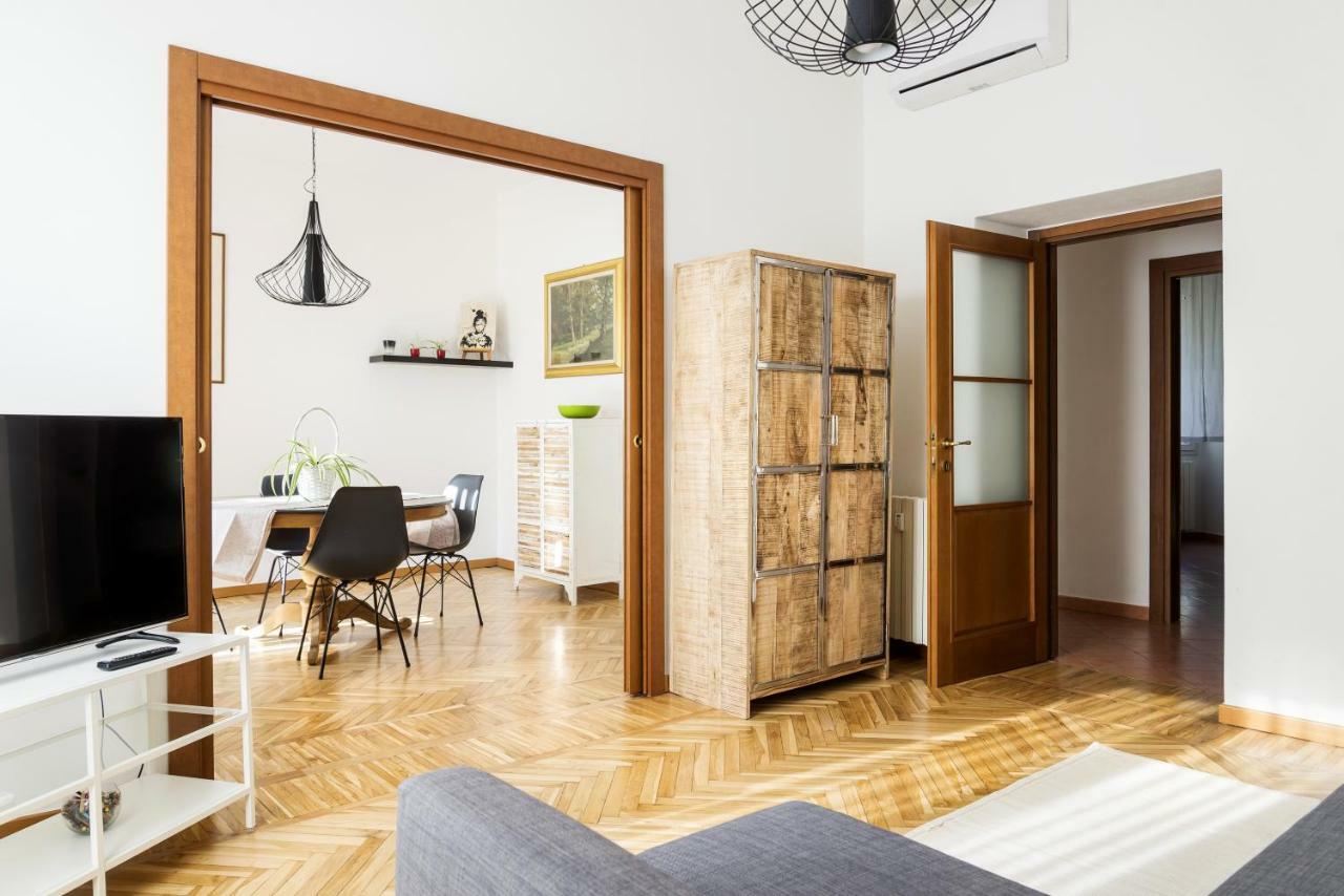 San Lorenzo Building Milánó Kültér fotó